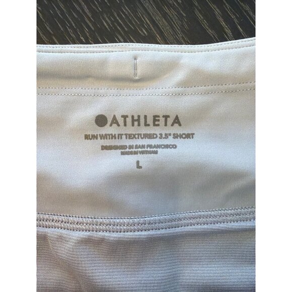 Athleta Run With It Textured 3.5" Shorts L Womens Lightweight & Breathable - Picture 3 of 5